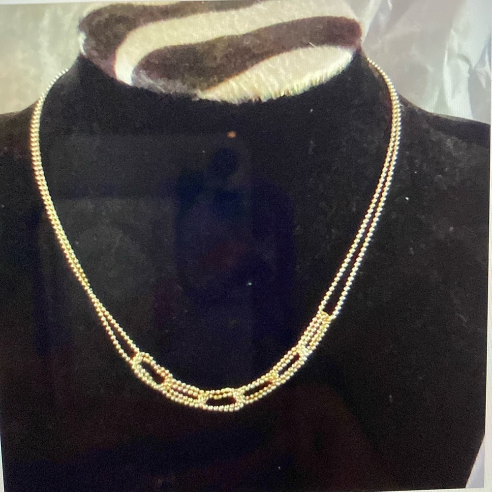 Silver Live Knots Necklace